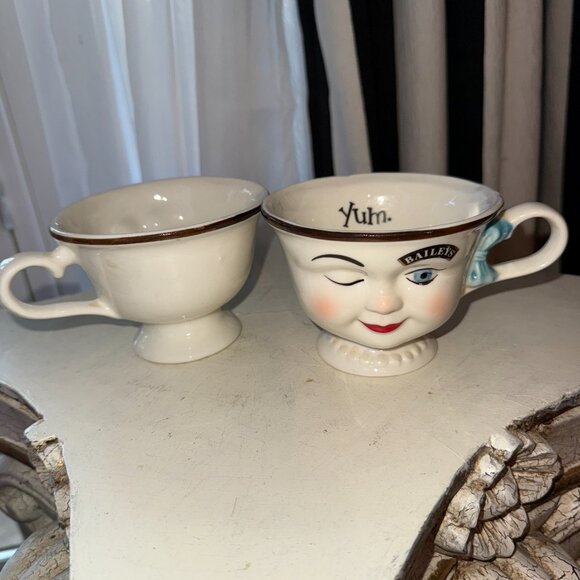 Vtg 1996 Bailey's Irish Cream Yum Boy Girl He She Winking Eye Coffee Tea Mugs 2 - Picture 6 of 9